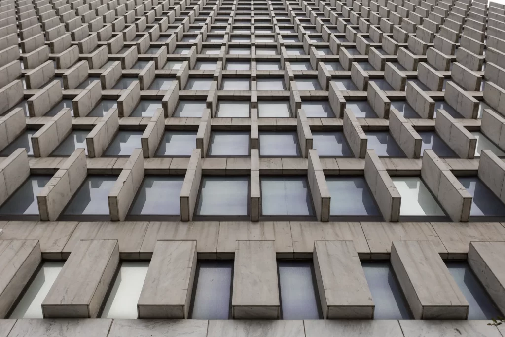 aa 2024 symmetrical windows building view