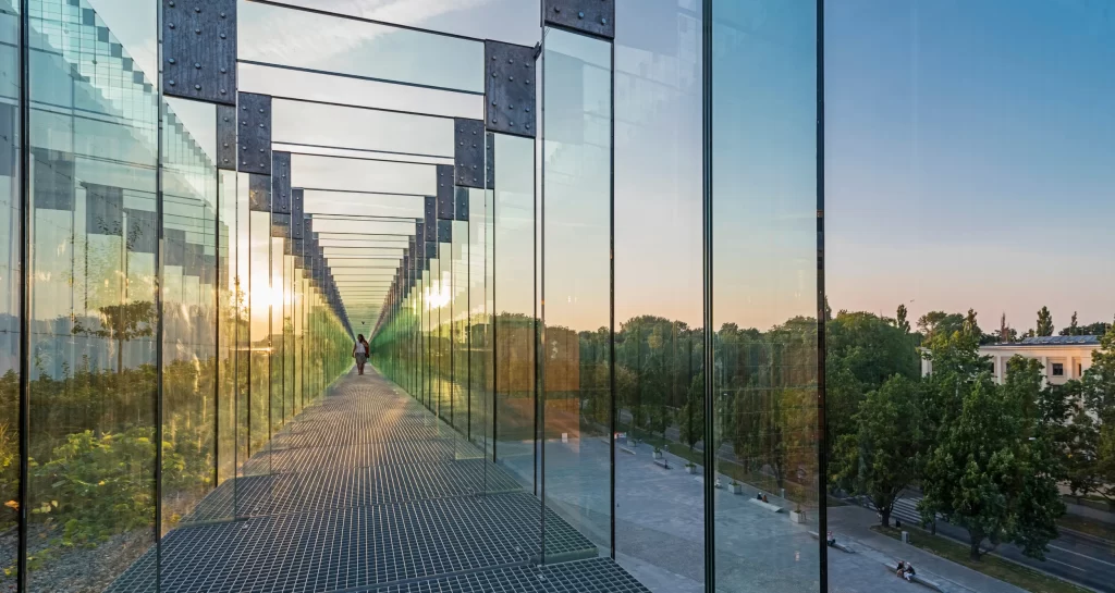 aa 2024 walkway in aluminium street